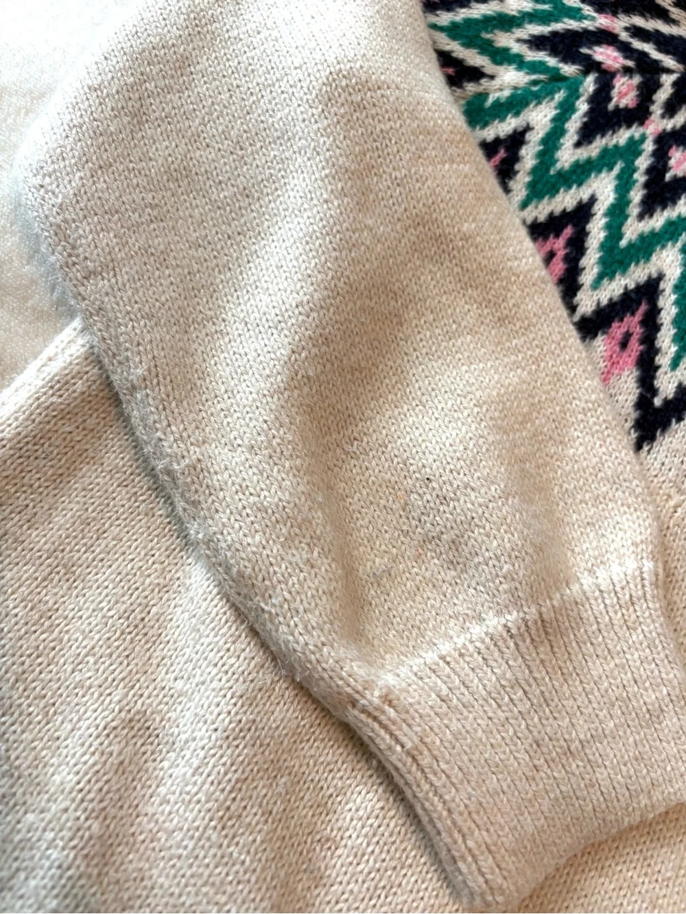 GAP Green Daisy Crewneck Sweater with Pink Centers